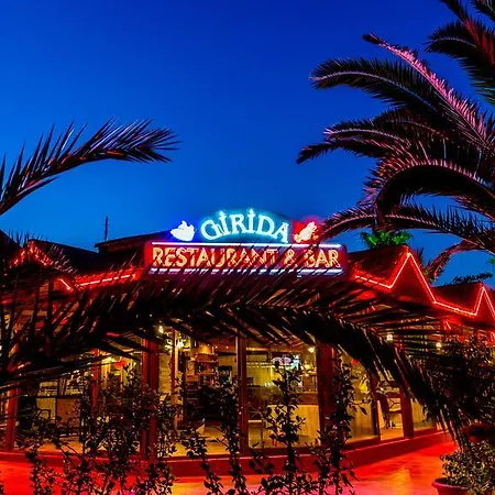 Palmetto Hotel 2*